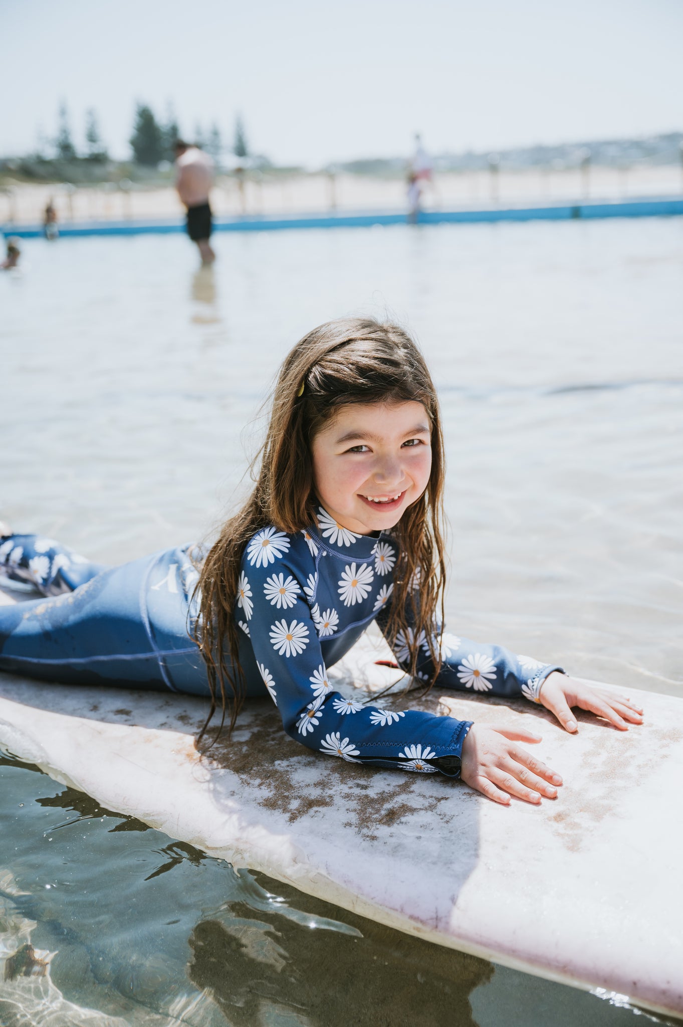 Navy Daisy | Sustainable kids wetsuit | Avaly